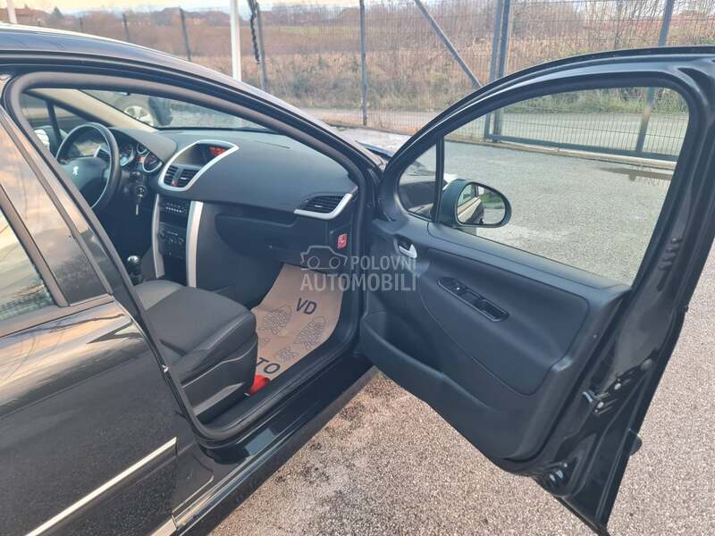 Peugeot 207 PLUS 1.4HDI