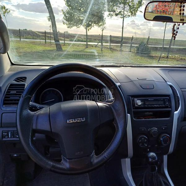 Isuzu D-Max 