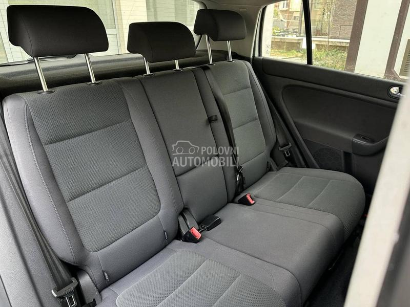 Volkswagen Golf Plus 1.6 FSI CH