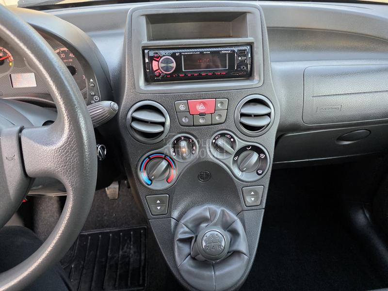 Fiat Panda BUKVALNO NOV