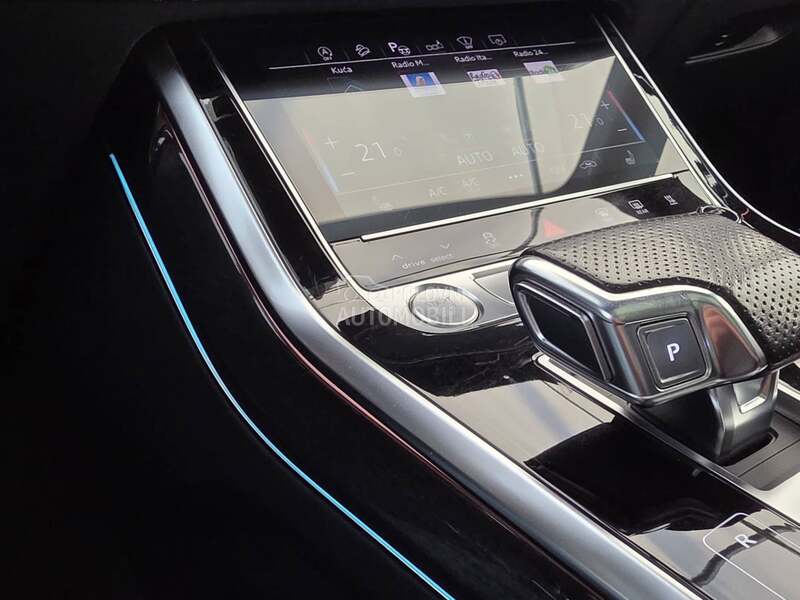 Audi Q7 S line/7sed/Pano/HuD