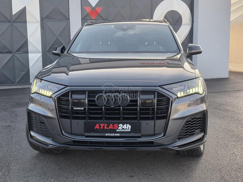 Audi Q7 S line/7sed/Pano/HuD
