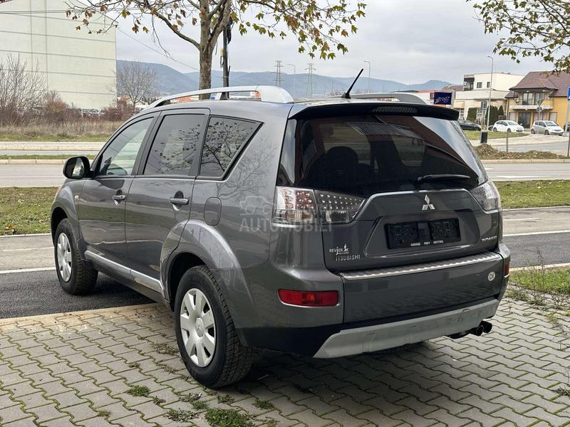 Mitsubishi Outlander 2.0 CH