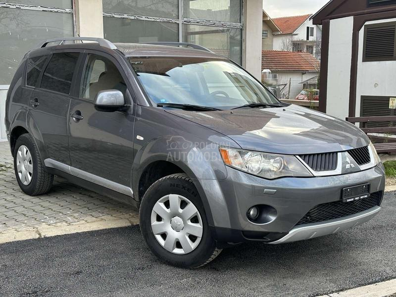 Mitsubishi Outlander 2.0 CH