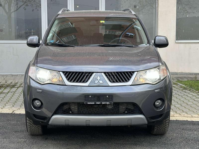 Mitsubishi Outlander 2.0 CH