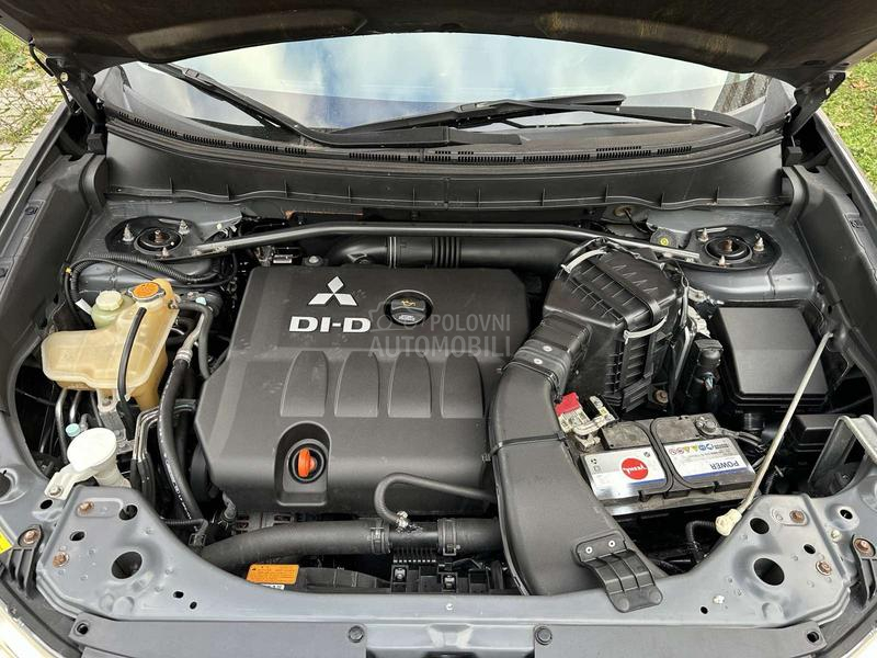 Mitsubishi Outlander 2.0 CH