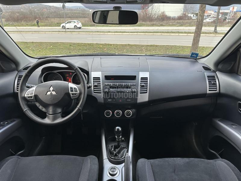 Mitsubishi Outlander 2.0 CH