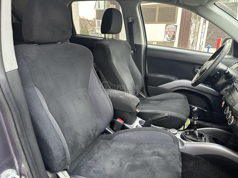 Mitsubishi Outlander 2.0 CH