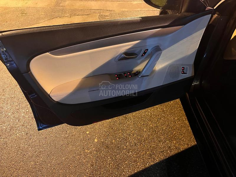 Volkswagen Passat CC 2.0 tdi