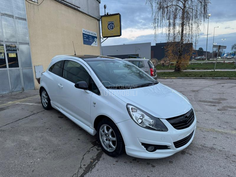 Opel Corsa D 1.4i OPC Line
