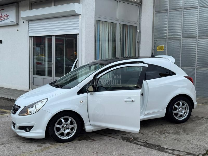 Opel Corsa D 1.4i OPC Line