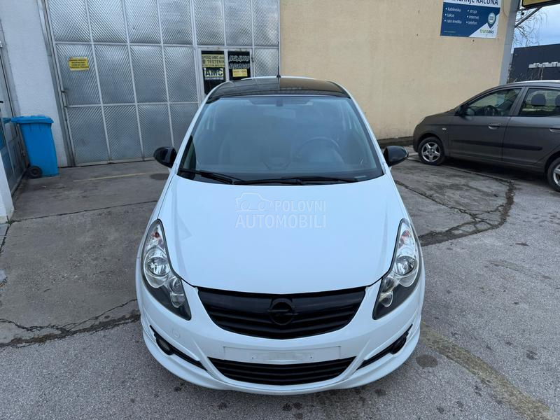 Opel Corsa D 1.4i OPC Line