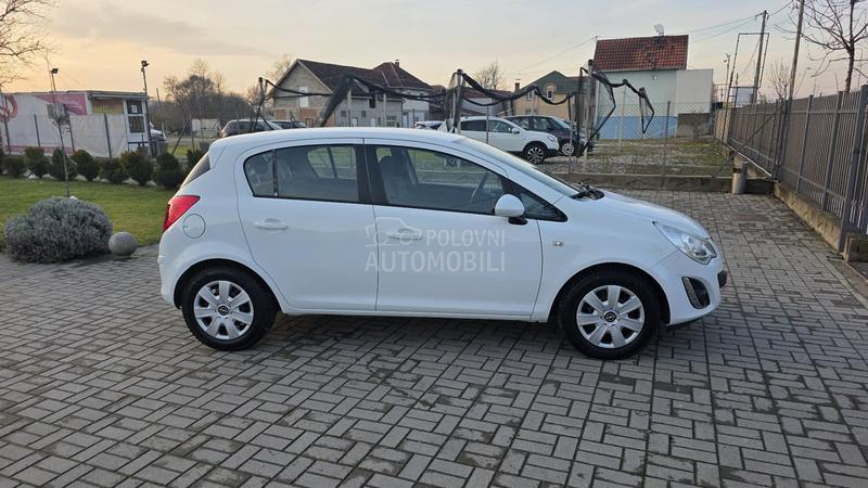 Opel Corsa D 1.2 GPL-TECH8