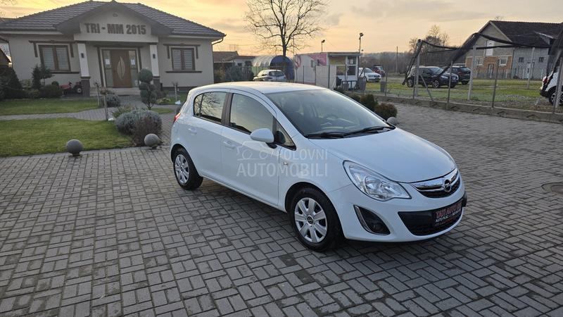 Opel Corsa D 1.2 GPL-TECH8