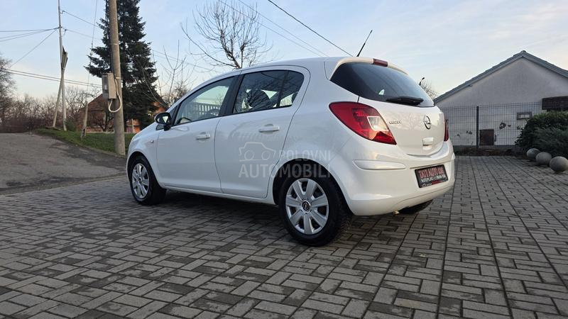 Opel Corsa D 1.2 GPL-TECH8
