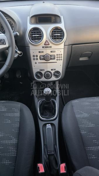 Opel Corsa D 1.2 GPL-TECH8