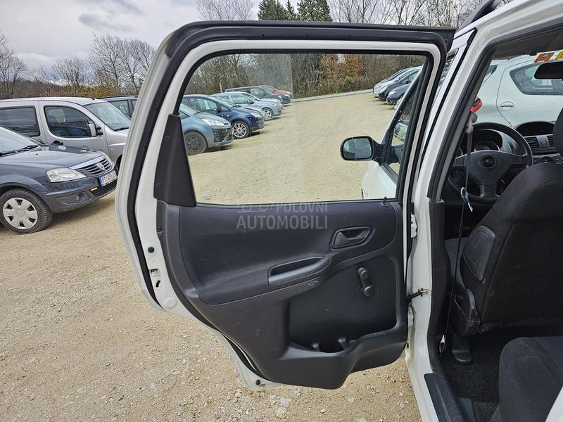 Subaru Justy 1,5 16V iz CH