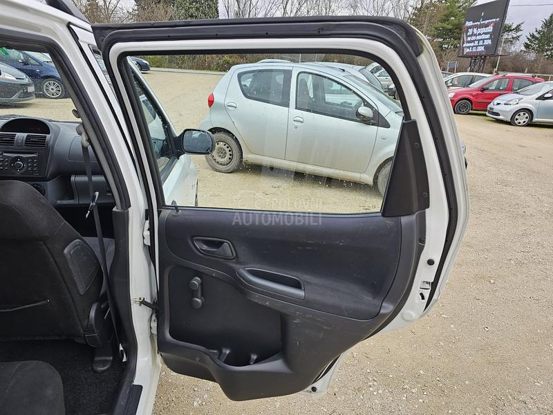 Subaru Justy 1,5 16V iz CH