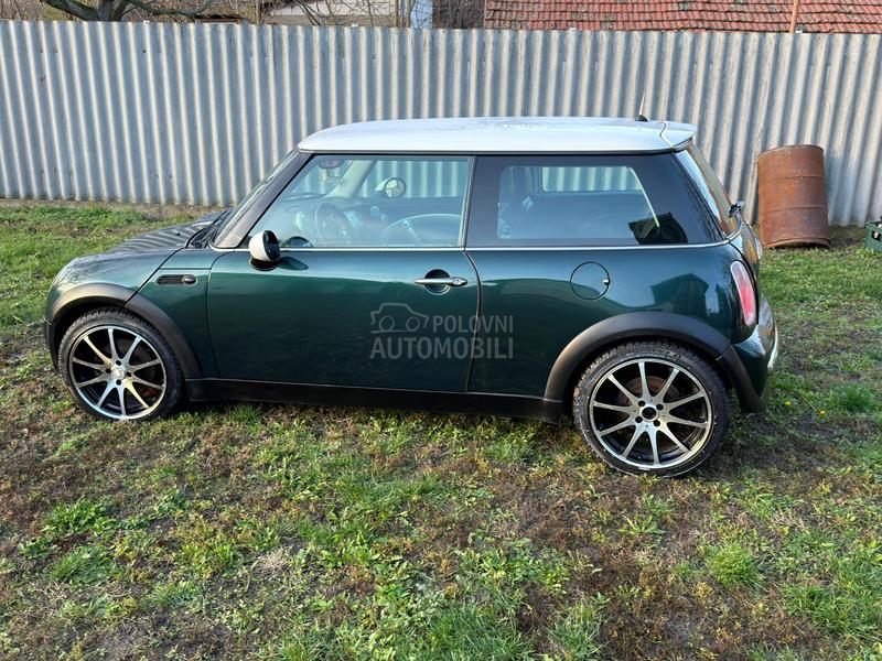 MINI Cooper 1.6