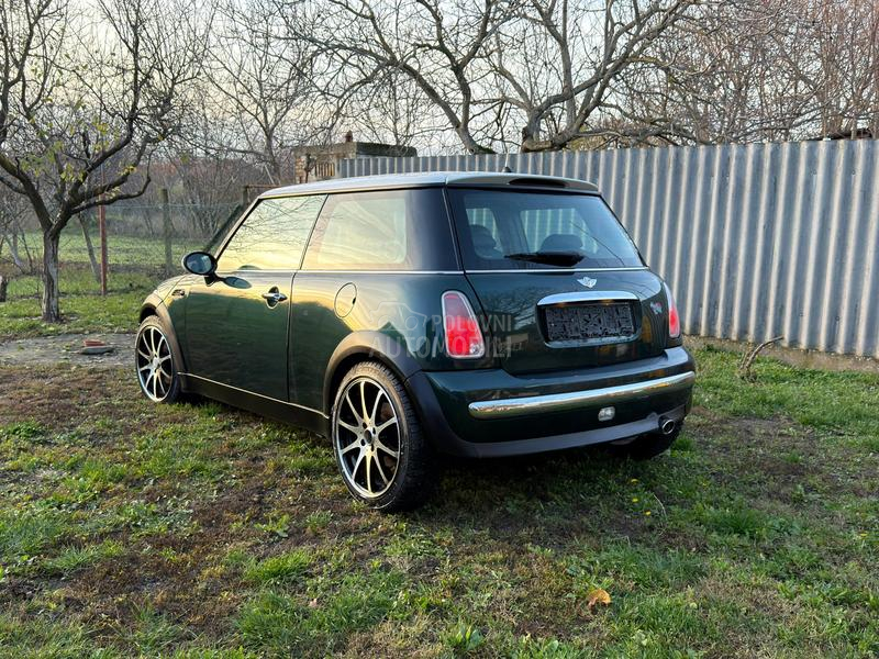 MINI Cooper 1.6