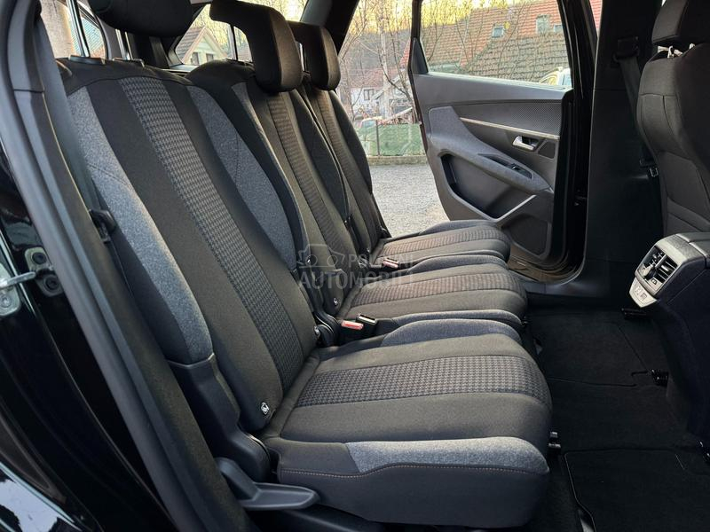 Peugeot 5008 ACTIVE BUSINESS