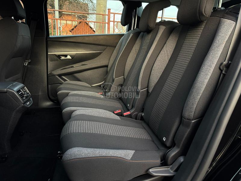 Peugeot 5008 ACTIVE BUSINESS