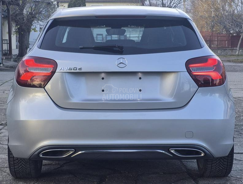 Mercedes Benz A 180 1.5 SPORT AUTOM