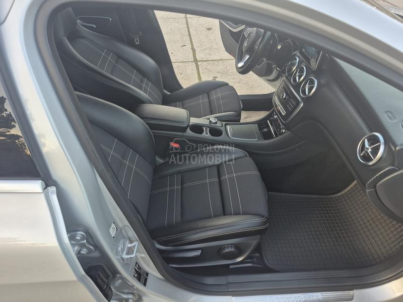 Mercedes Benz A 180 1.5 SPORT AUTOM