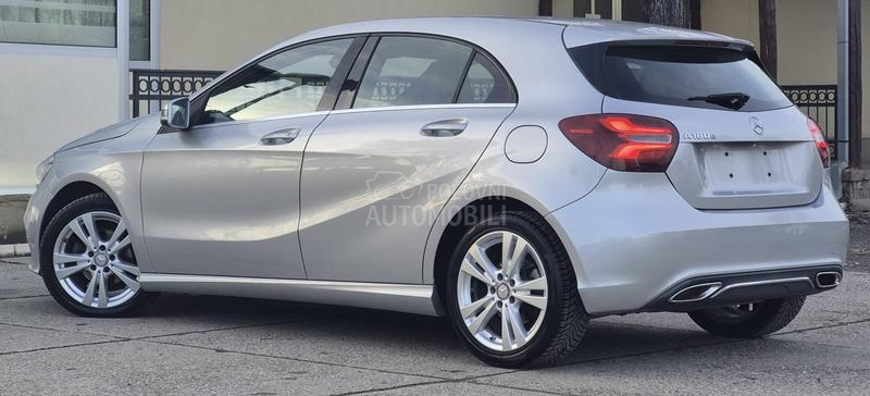 Mercedes Benz A 180 1.5 SPORT AUTOM