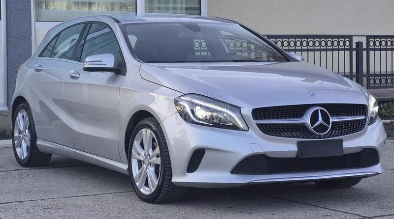 Mercedes Benz A 180 1.5 SPORT AUTOM