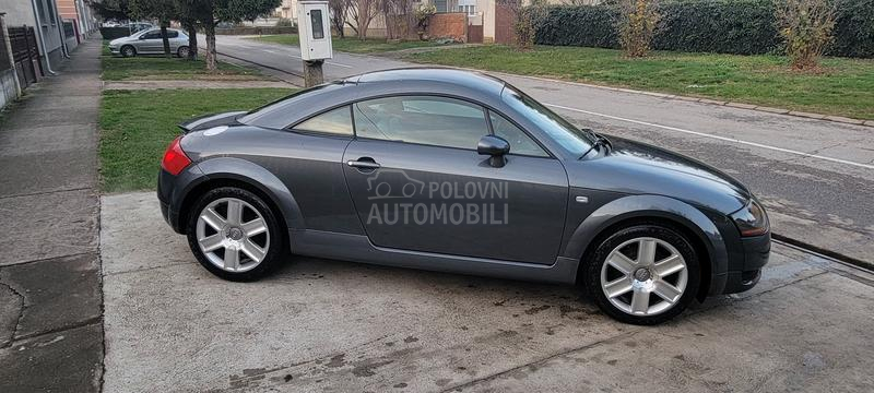Audi TT 
