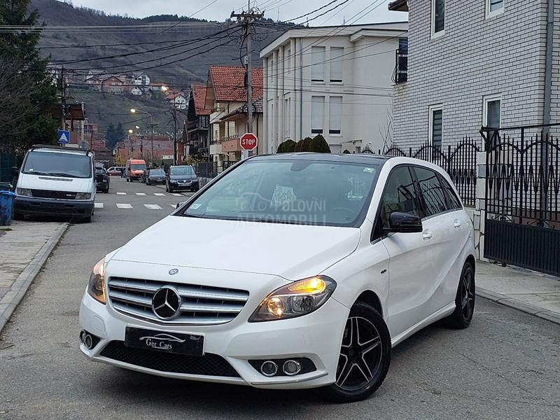 Mercedes Benz B 180 