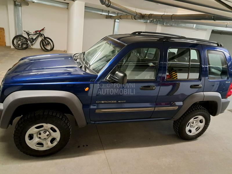 Jeep Cherokee 2.4