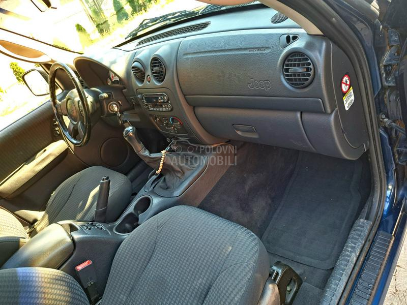 Jeep Cherokee 2.4