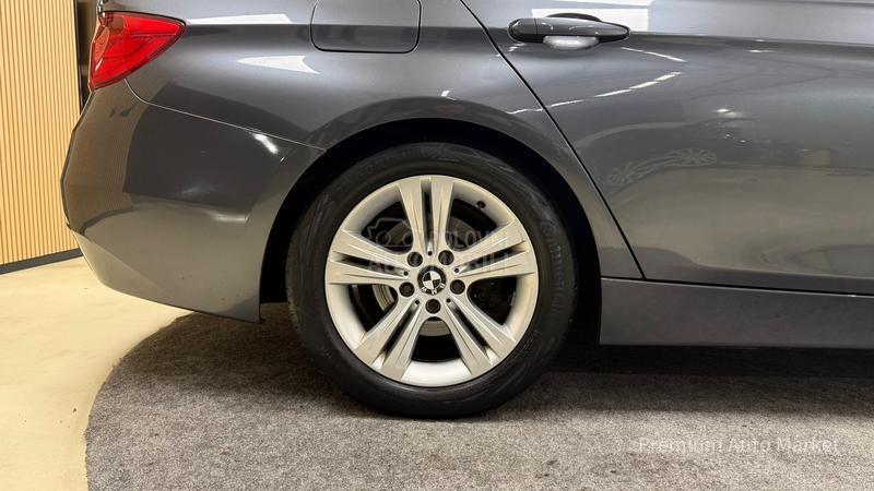 BMW 320 //2.0 D//N.AVI/NOV