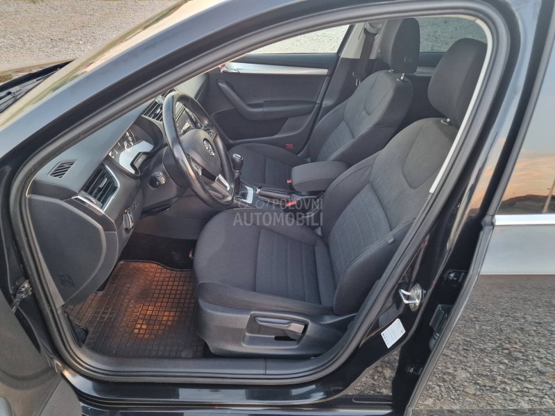 Škoda Octavia 1.8 TSI ELEGANCE