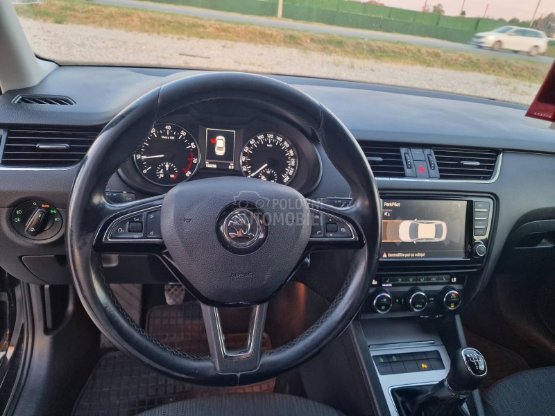 Škoda Octavia 1.8 TSI ELEGANCE