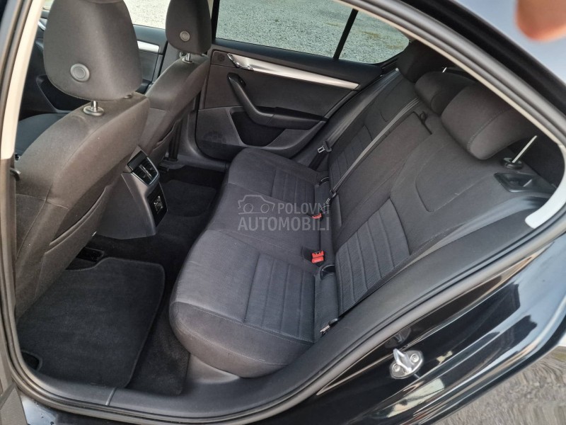 Škoda Octavia 1.8 TSI ELEGANCE