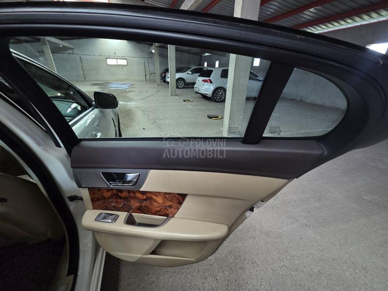Jaguar XF 2.7 tdv6