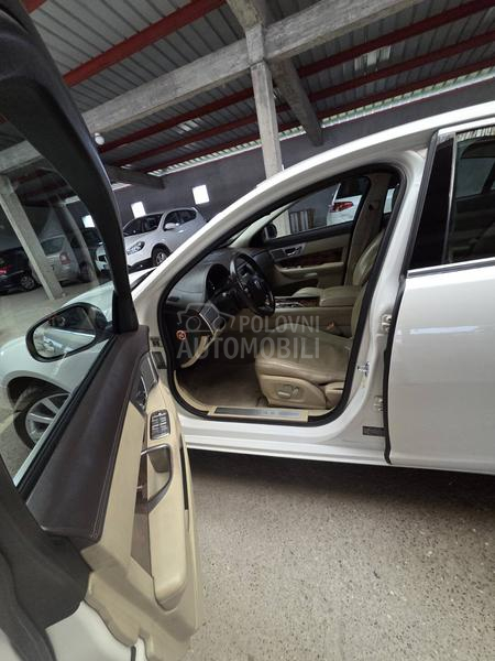 Jaguar XF 2.7 tdv6