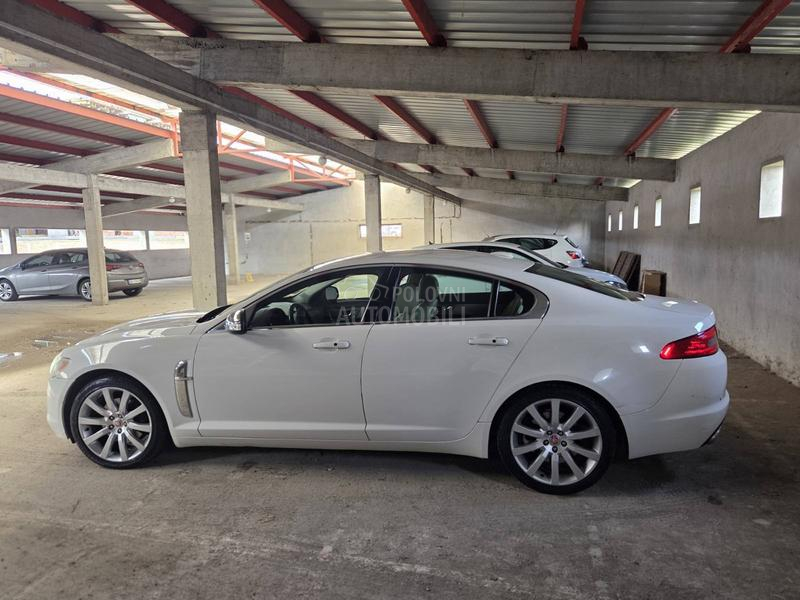 Jaguar XF 2.7 tdv6