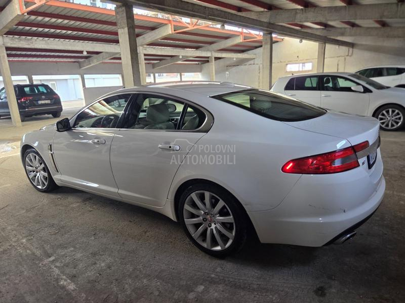 Jaguar XF 2.7 tdv6