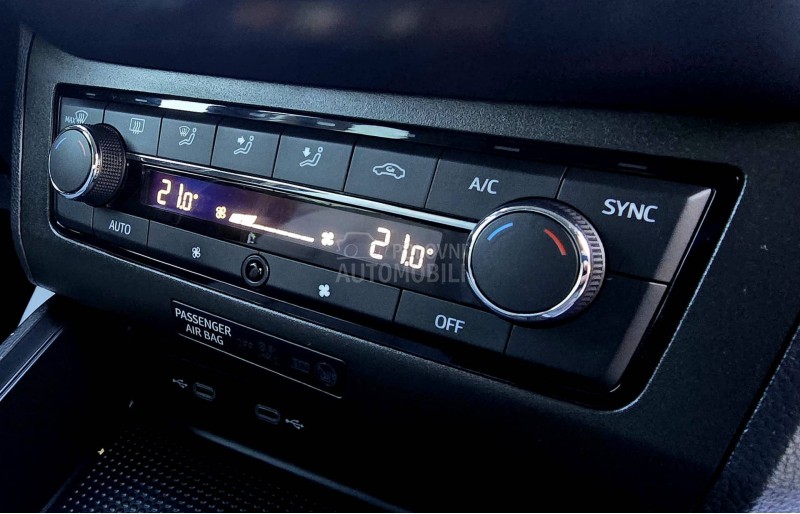 Seat Ibiza 1.0 TSI 95 NAV.