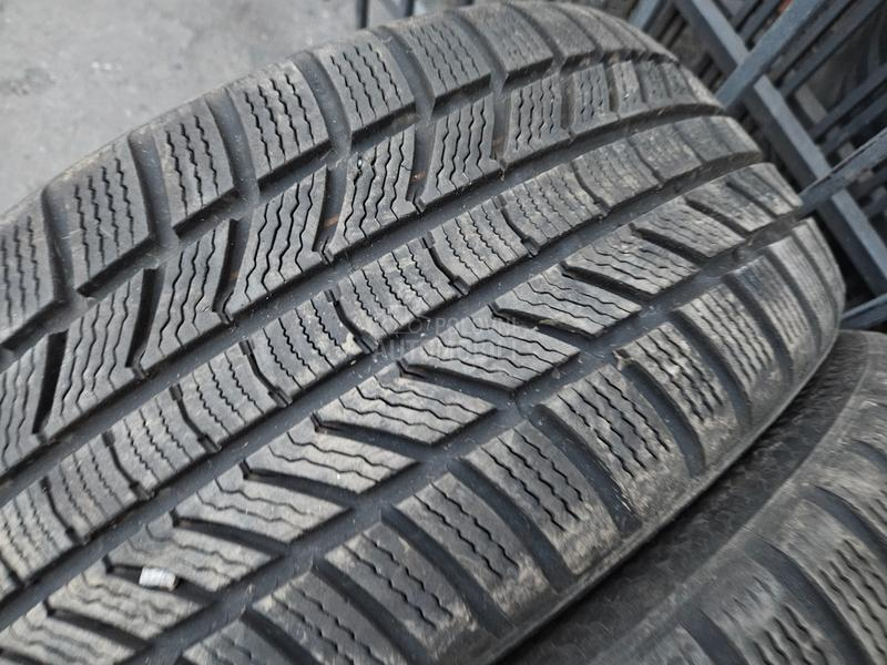 Continental 225/45 R18 Sve sezone