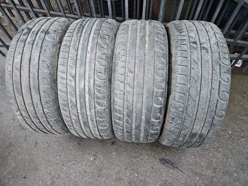 Tigar 215/55 R17 Letnja