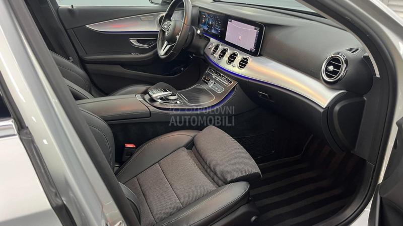 Mercedes Benz E 300 2.0 P R E M I U M
