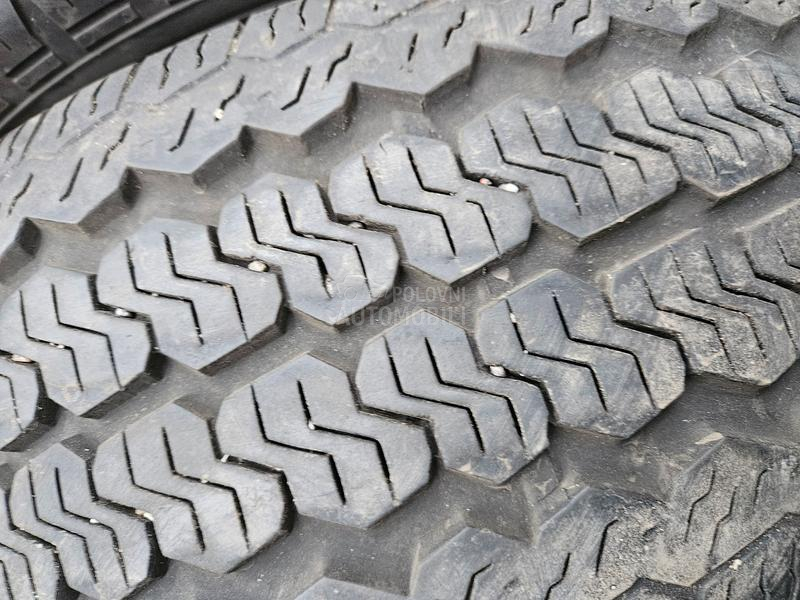 Continental 235/65 R16 Sve sezone