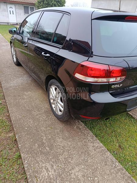 Volkswagen Golf 6 1.6 TDI HIGHLINE