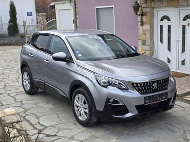 Peugeot 3008 1.2i VirtuelNaw147K