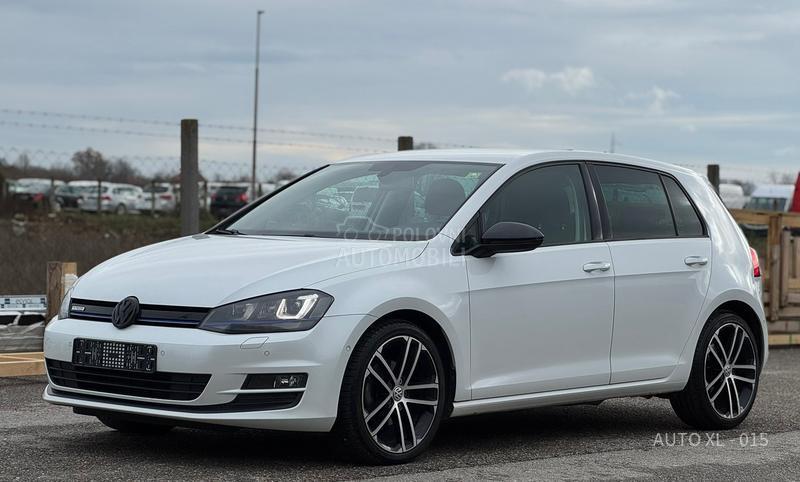 Volkswagen Golf 7 1.6 TDI // HIGHLINE